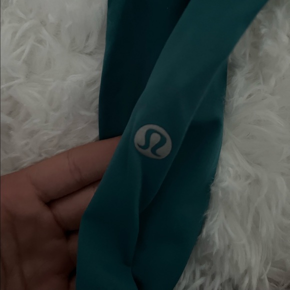 lululemon fast and free high rise leggings 21” - Picture 2 of 3